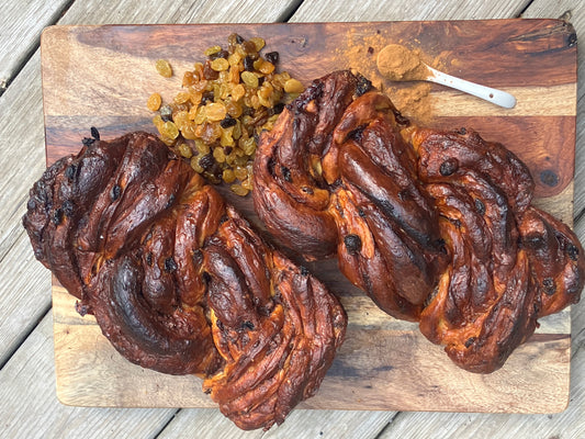 Cinnamon Raisin Swirl Bread
